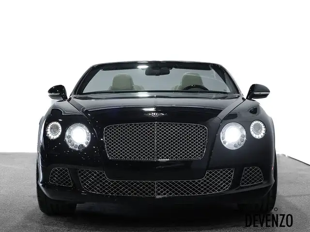 2013 Bentley Continental GT W12 567HP Mulliner Specification in Cars & Trucks in Laval / North Shore - Image 9