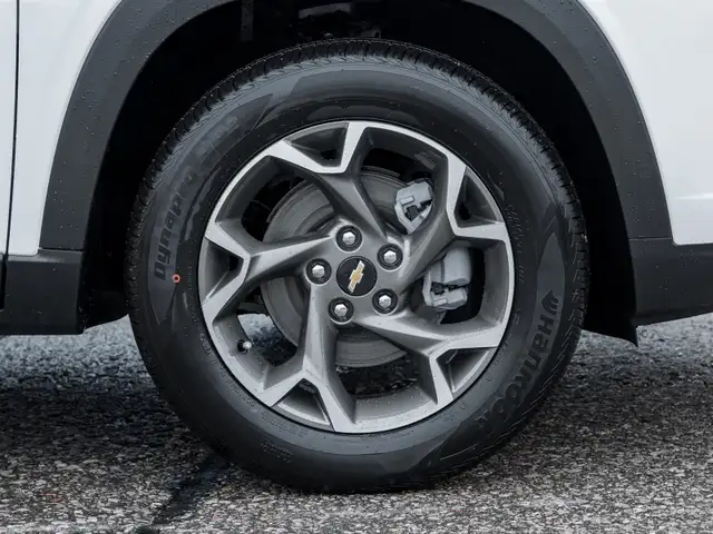 2025 Chevrolet Trax LT True North Edition-Sunroof | Wireless Cha in Cars & Trucks in Markham / York Region - Image 5
