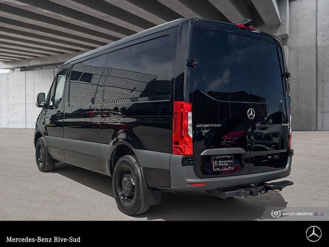 2025 Mercedes-Benz Sprinter 2500 144 Wheelbase Standard Roof RWD in Cars & Trucks in Longueuil / South Shore - Image 3