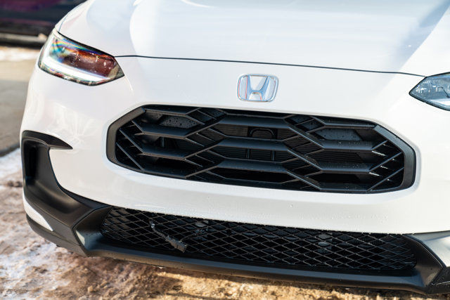 2026 Honda HR-V Sport in Cars & Trucks in Edmonton - Image 3