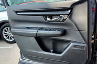 Engine: 4 Cylinder Engine 2.0L L/100Km City: 6.0 L/100Km Hwy: 6.9 Safety Equipment Traffic Jam Assis... (image 4)