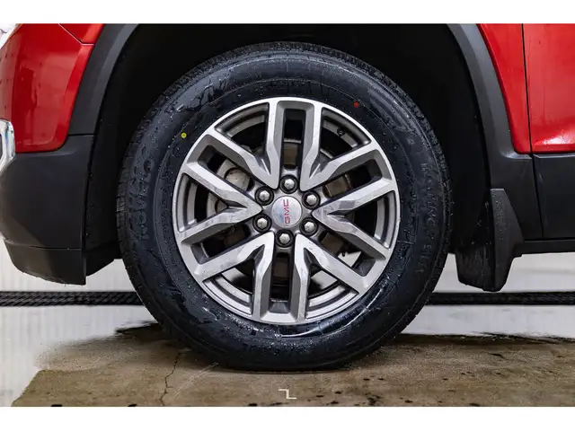 2019 GMC Acadia AWD SLE PSeat BCam in Cars & Trucks in Calgary - Image 27