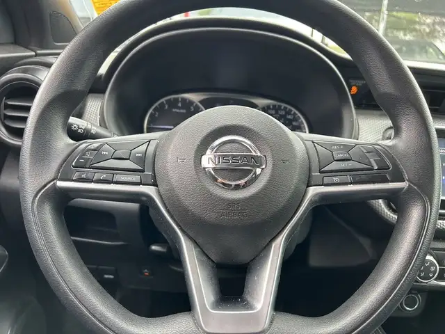 2019 Nissan Kicks S FWD - AIR CONDITIONING / BACK UP CAMERA in Cars & Trucks in Calgary - Image 20