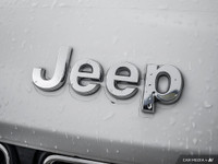 ?? 2023 Jeep Grand Cherokee Laredo 4x4 | Bright WhiteExterior Color: Bright WhiteInterior Color: Glo... (image 8)