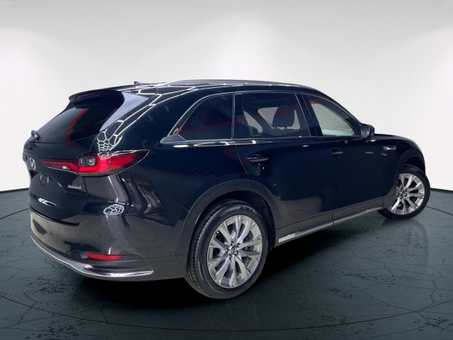 2025 Mazda CX-90 MHEV in Cars & Trucks in Edmonton - Image 2