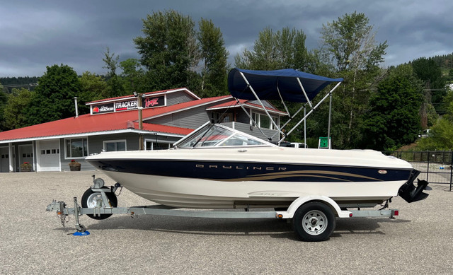 2001 BAYLINER 1850 with 2016 4.3L  ALPHA MERCRUISER in Powerboats & Motorboats in Vernon