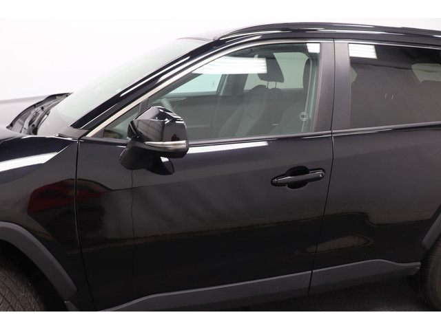 2019 Toyota RAV4 LE FWD, ASSISTANCE CONDUITE, CARPLAY, SIEGES CH in Cars & Trucks in Longueuil / South Shore - Image 3