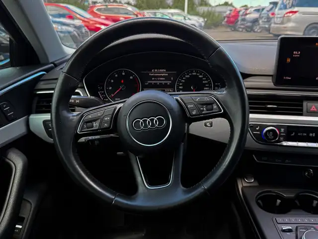 2017 Audi A4 2.0 Komfort quattro dans Autos et camions dans Ville de Toronto - Image 19