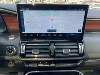 **WE WILL BEAT ANY DEALER IN THE CITY** Infinite Black Metallic Clearcoat 2023 Lincoln Navigator Res... (image 8)