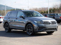 2024 Volkswagen Tiguan Sophisticated, Spacious & Loaded with Tech! VIN: 3VVMB7AX9RM040959 Elevate ev... (image 4)