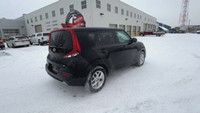 This Kia Soul is equipped with: Cloth Seating Surfaces, Heated front seats, Heated Steering Wheel, R... (image 8)