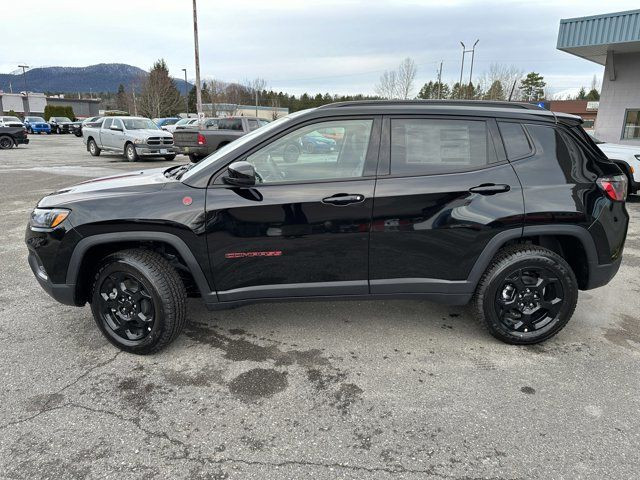 2024 Jeep Compass TRAILHAWK in Cars & Trucks in Terrace - Image 2