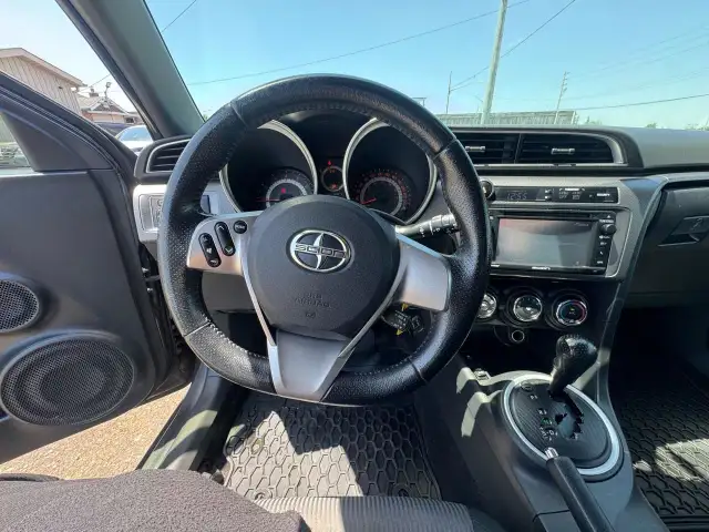 2014 Scion tC COUPE, AUTO, 4 CYL, RELIABLE, GREAT ON FUEL, CERT in Cars & Trucks in London - Image 10