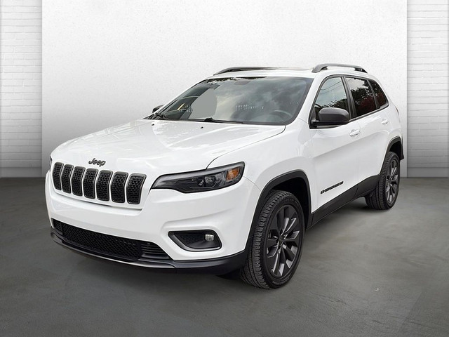  2021 Jeep Cherokee * 80TH * CUIR * V6 * HITCH 4500 LBS * TOIT P in Cars & Trucks in Longueuil / South Shore