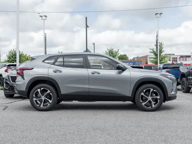 2025 Chevrolet Trax 1RS- Sunroof | Heated Steering Wheel dans Autos et camions dans Région de Markham/York - Image 4