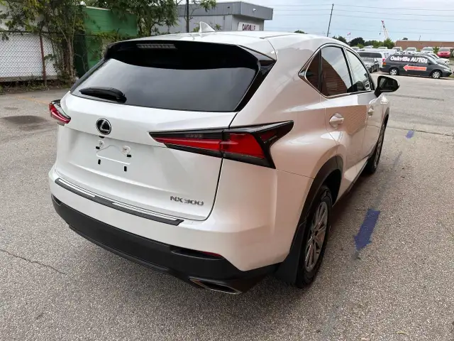 2020 Lexus NX NX 300 in Cars & Trucks in Oakville / Halton Region - Image 10