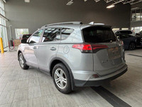 HEATED FRONT SEATS, LANE DEPARTURE WARNING, ADAPTIVE CRUISE CONTROL Ready to take on Edmonton's dyna... (image 6)