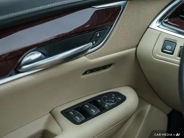 2017 Cadillac XT5 Luxury FWD | Sunroof | Navigation | Memory in Cars & Trucks in Windsor Region - Image 21