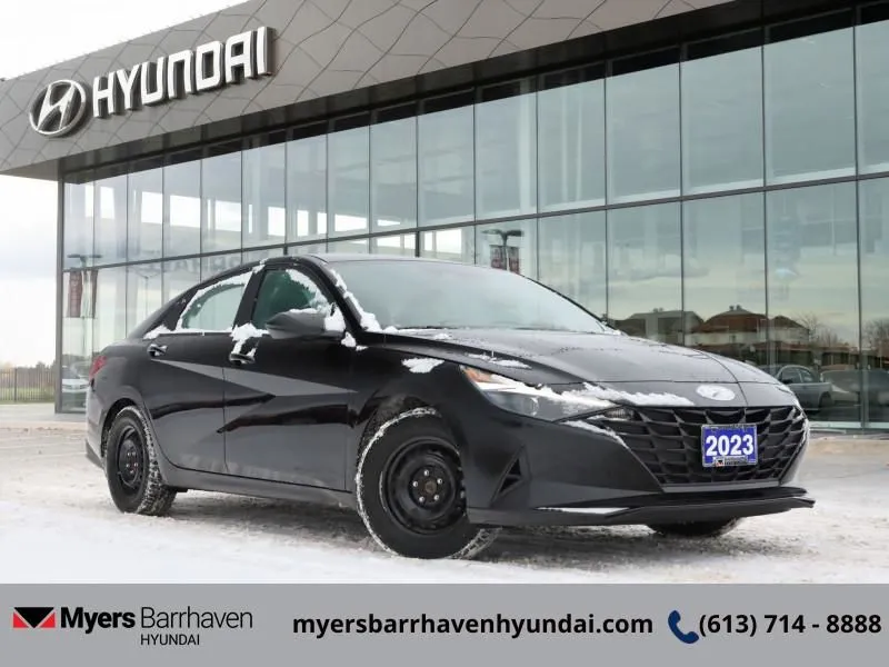 2023 Hyundai Elantra Essential - One owner - Heated Seats