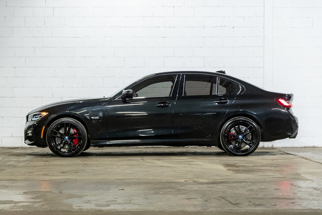2022 BMW 3 Series 330e xDrive Hybride | Premium Amélioré | M in Cars & Trucks in City of Montréal - Image 4