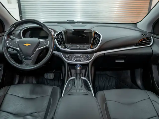 2018 Chevrolet Volt LT *CUIR* SIEGES CHAUFF *CARPLAY GR CONFIANC in Cars & Trucks in Laurentides - Image 12