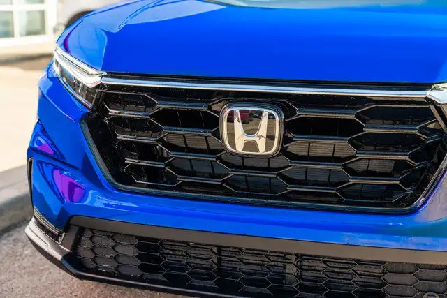 2025 Honda CR-V Sport in Cars & Trucks in Edmonton - Image 4