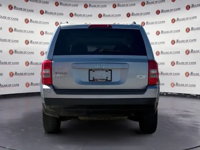 2015 Jeep Patriot 4WD 4dr North in Cars & Trucks in Calgary - Image 6
