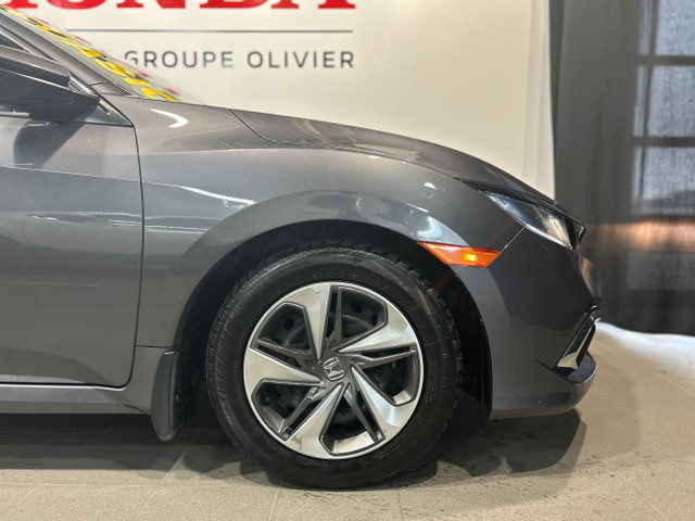 2019 Honda Civic LX siège chauffant apple car play camera de rec in Cars & Trucks in Laval / North Shore - Image 3