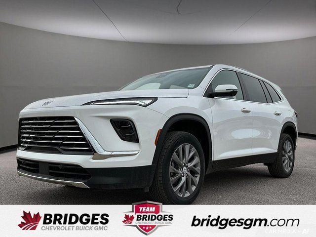 2025 Buick Enclave Preferred | Apple Carplay | Heated Seats in Cars & Trucks in Saskatoon