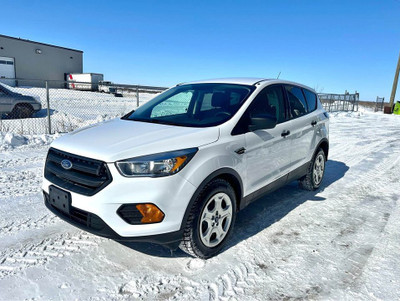 2017 Ford Escape S/CLEAN TITLE/HEATED SEATS/BACKUP CAM