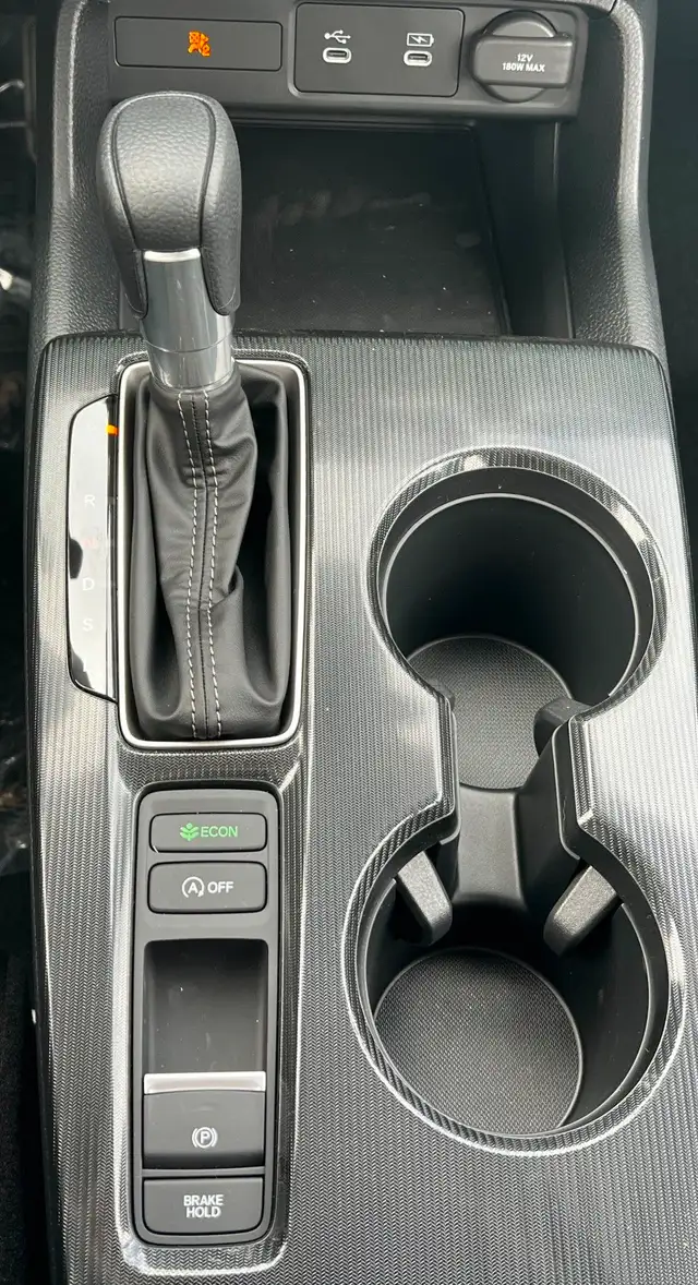 2025 Honda Civic LX **GREAT FUEL ECONOMY**FRONT AND REAR COLL... in Cars & Trucks in Grande Prairie - Image 15