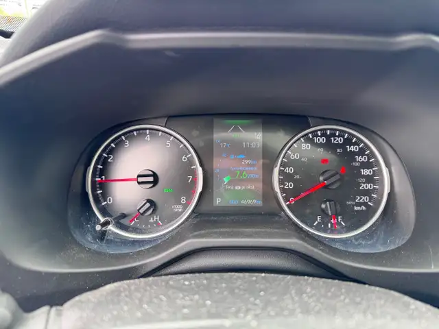2021 Toyota RAV4 XLE AWD APPLE CARPLAY, ANDROID AUTO, SIÈGES ET  in Cars & Trucks in Longueuil / South Shore - Image 11