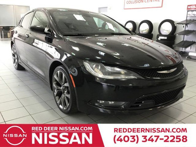 2015 Chrysler 200 S *RARE AWD* ONE OWNER, LEATHER AND 