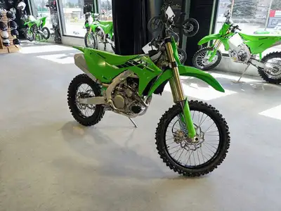 PRICE INCLUDES $1,000 REBATE UNTIL JUNE 30 Dealer #D50308. Price is plus $149.99 documentation fee a...