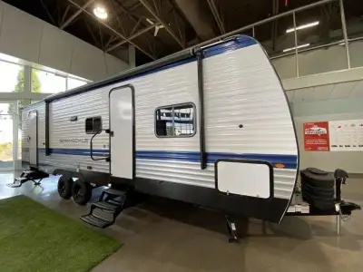 Keystone Springdale Classic travel trailer 261BHCWE highlights: Super Slide Out Extra Large Pantry F...