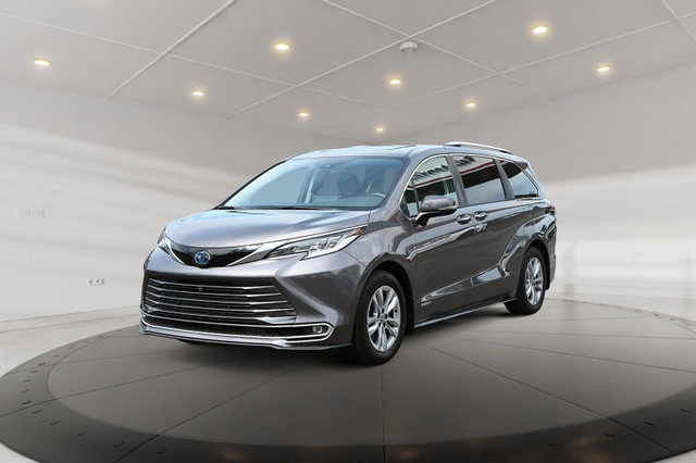 2021 Toyota Sienna Hybrid LIMITED 7-PASS LIMITED FWD in Cars & Trucks in Longueuil / South Shore