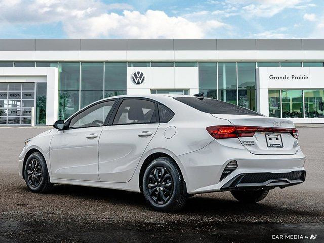 2022 Kia Forte LX | Clean Carfax | Heated Seats in Cars & Trucks in Grande Prairie - Image 4