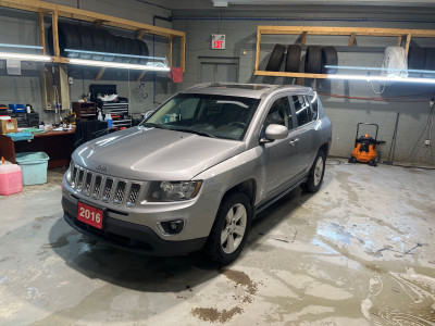  2016 Jeep Compass High Altitude * 4WD * Sunroof * Leather * Tou