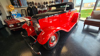 1932 Ford Model A Deuce Roadster. Dearborn all-metal body with Brookville fenders, Vintique grill, h... (image 4)