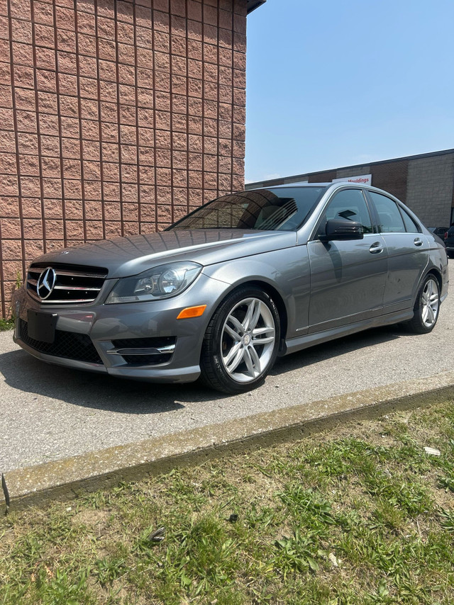 2014 Mercedes-Benz C-Class 4dr Sdn C 300 4MATIC in Cars & Trucks in Mississauga / Peel Region - Image 3