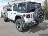This Jeep Wrangler has a strong ERC 3.6L Pentastar(TM) VVT V6 engine w/ESS engine powering this Auto... (image 3)