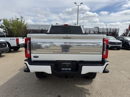 2025 Ford F-350 PLATINUM PLUS w/TREMOR PKG & 5th WHEEL PREP in Cars & Trucks in Edmonton - Image 4