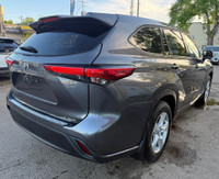 **CARS TRUCKS SUV 4X4 VAN AWD EDMONTON FINANCING AVAILABLE EASY FINANCING ** 2021 TOYOTA HIGHLANDER... (image 7)