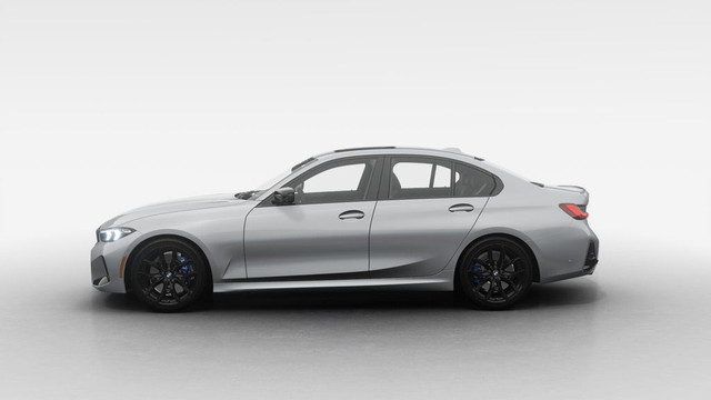 2025 BMW 3 Series 330i xDrive | Privilège | M Sport / M Sport in Cars & Trucks in City of Montréal - Image 4