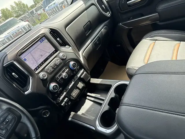 2023 GMC Sierra 3500 HD AT4 in Cars & Trucks in Edmonton - Image 28
