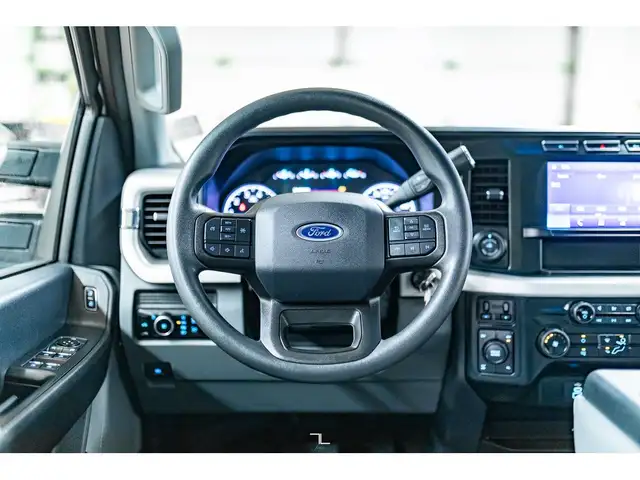 2023 Ford F-350 4x4 Crew Cab XL FX4 BCam in Cars & Trucks in Grande Prairie - Image 15