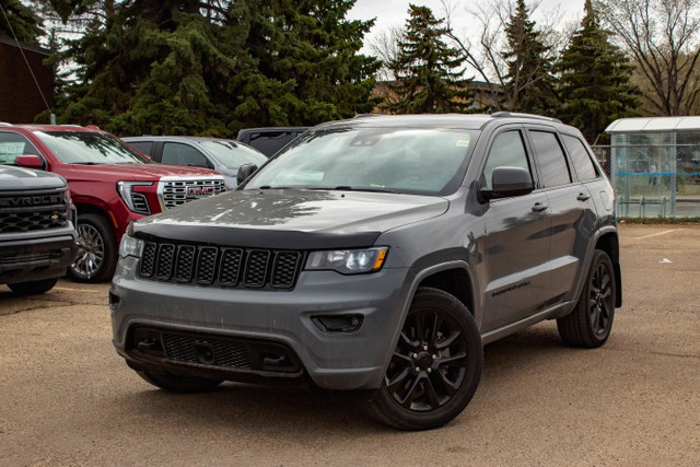 2021 Jeep Grand Cherokee Laredo E in Cars & Trucks in Edmonton - Image 2