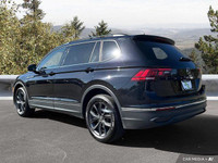 Experience the versatility and sophistication of this 2024 Volkswagen Tiguan Comfortline, boasting a... (image 3)
