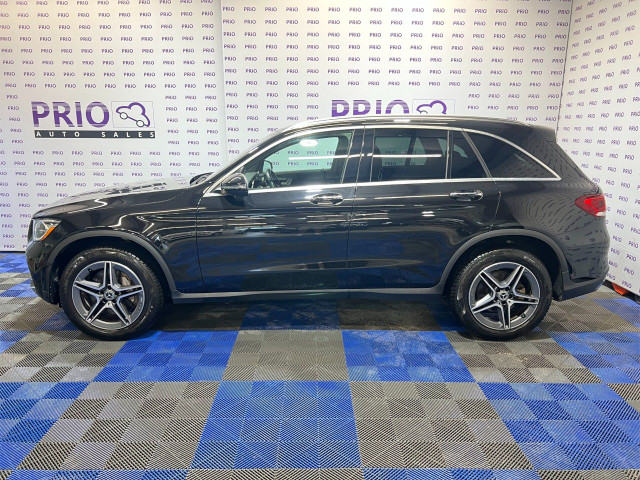 2020 Mercedes-Benz GLC in Cars & Trucks in Ottawa - Image 2