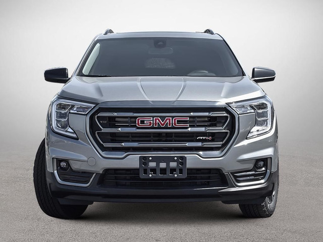 2024 GMC Terrain AT4 in Cars & Trucks in City of Montréal - Image 2